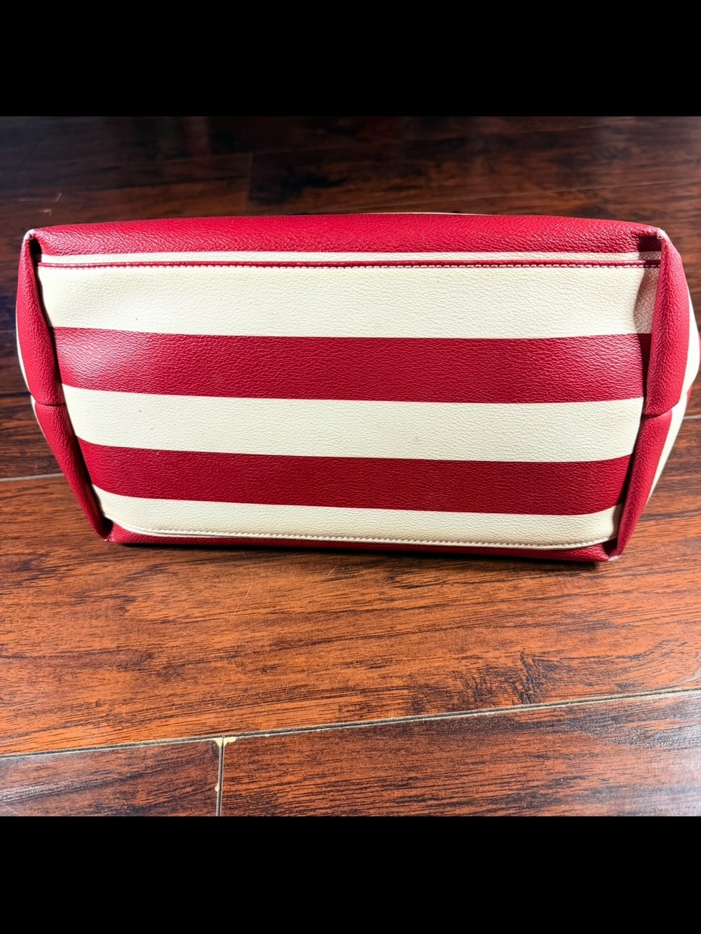 Kate Spade New York
HAWTHORNE LANE RYAN STRIPE SHOULDER TOTE EUC - Picture 6 of 8